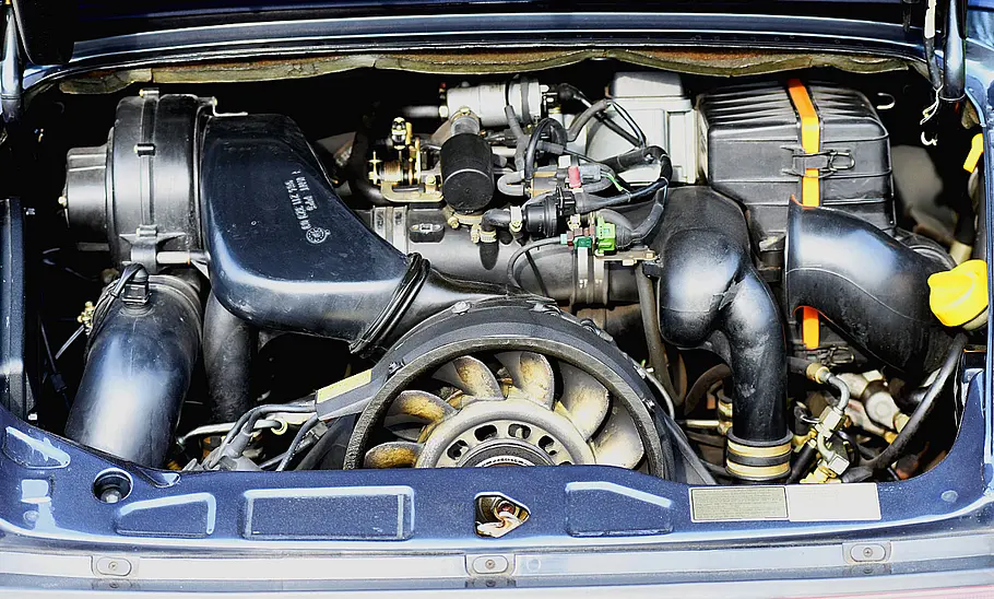 Porsche 911 (964)