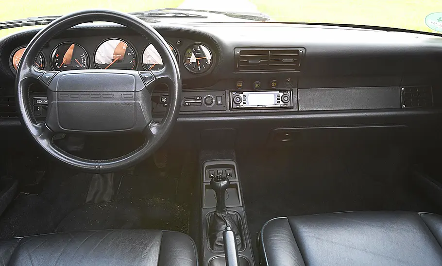 Porsche 911 (964)