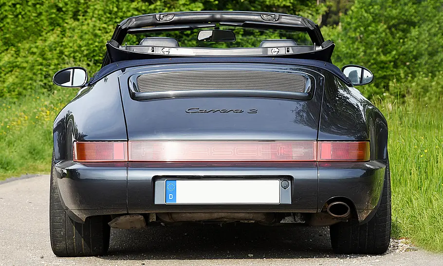 Porsche 911 (964)