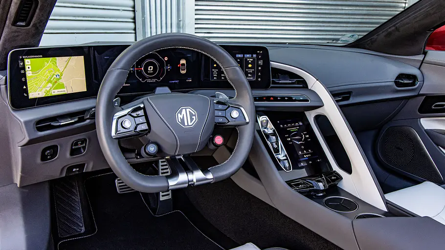 Das Cockpit des MG Cyberster.