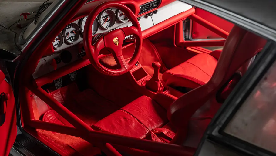 Porsche 911 Carrera RSR 3.8 „Strassenversion“ Das Cockpit des Porsche 911 Carrera RSR 3.8 „Strassenversion“