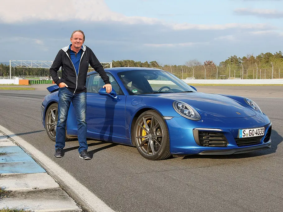 Porsche 911 Carrera S (2016) Porsche 911 Carrera S (2016)