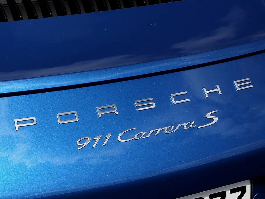 Porsche 911 Carrera S (2016) Porsche 911 Carrera S (2016)