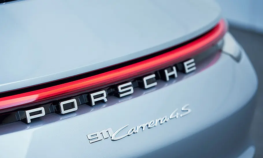 Porsche 911 Carrera S (2019)