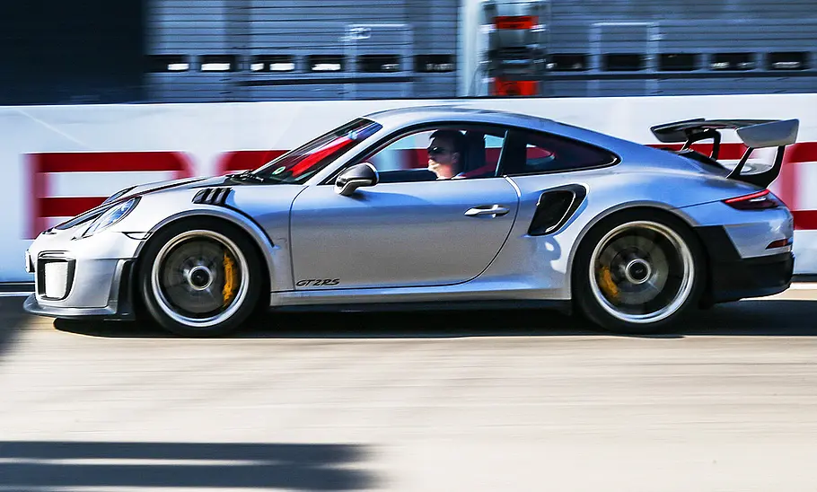 Porsche 911 GT2 RS