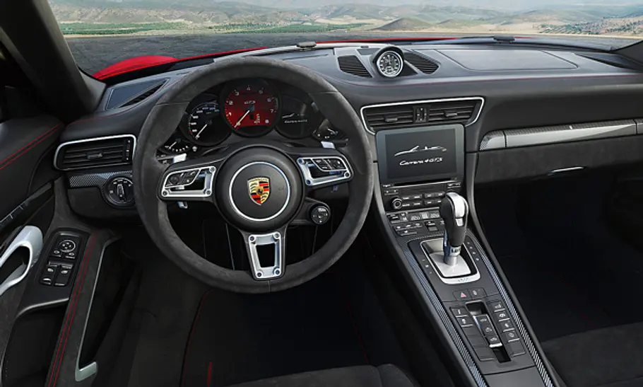 Porsche 911 GTS Porsche 911 GTS (2017)