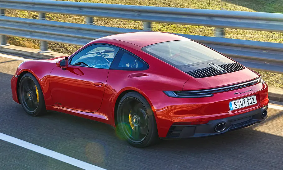 Porsche 911 GTS (2021)