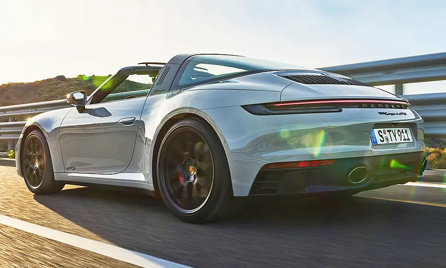 Porsche 911 GTS (2021)
