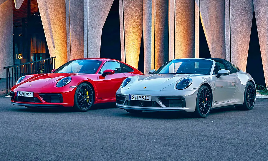 Porsche 911 GTS (2021)