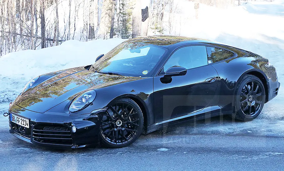 Porsche 911 Hybrid (2026)