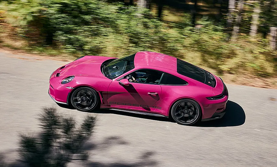Porsche 911 S/T (2023)
