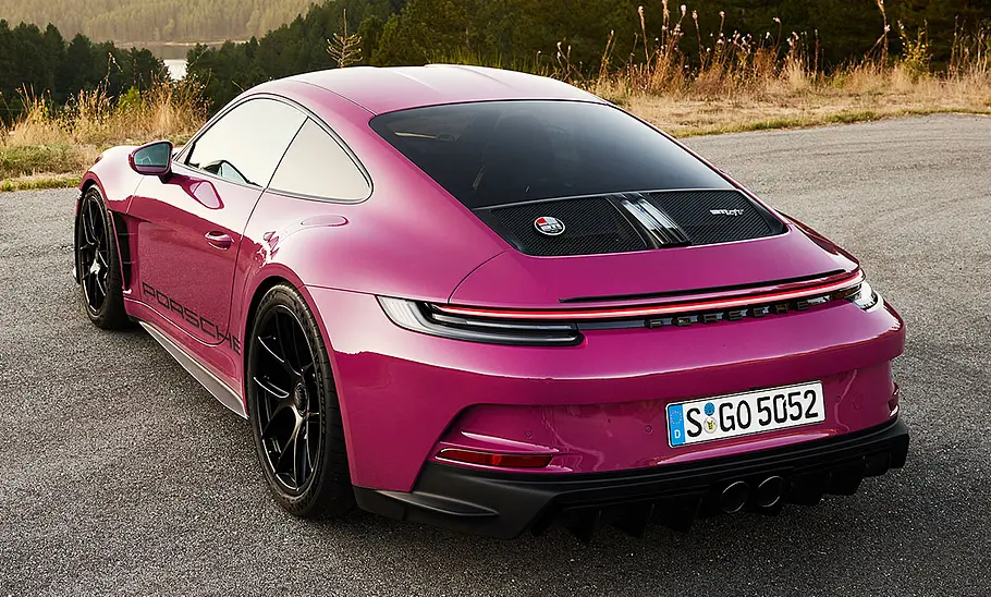 Porsche 911 S/T (2023)