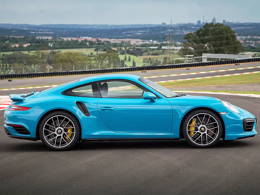 Porsche 911 Turbo 2016