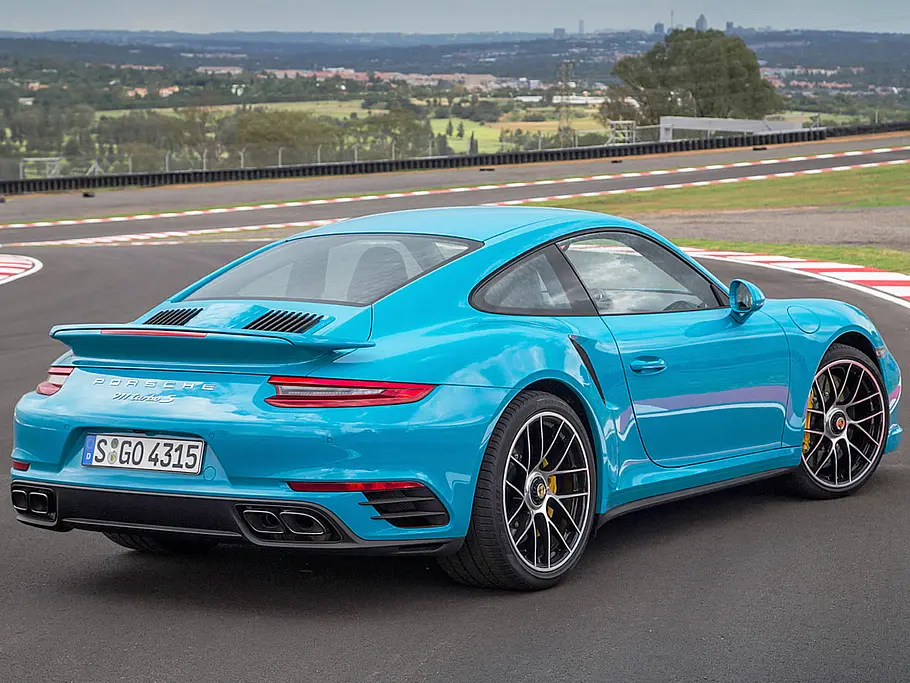 Porsche 911 Turbo 2016