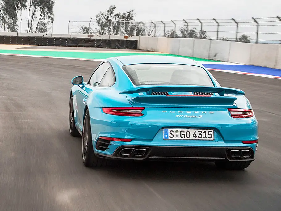 Porsche 911 Turbo 2016