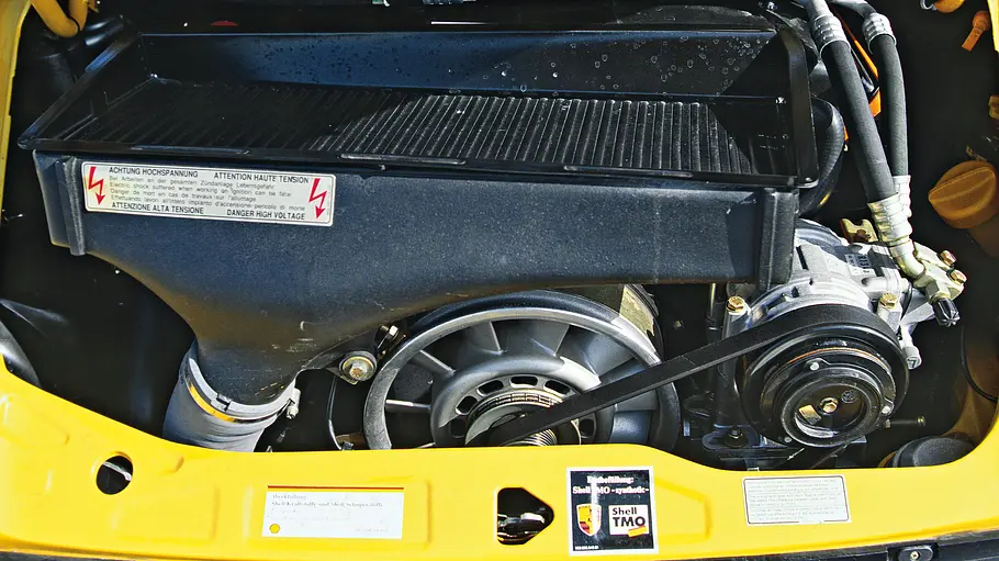 Der Motor des Porsche 911 Turbo 3.6.
