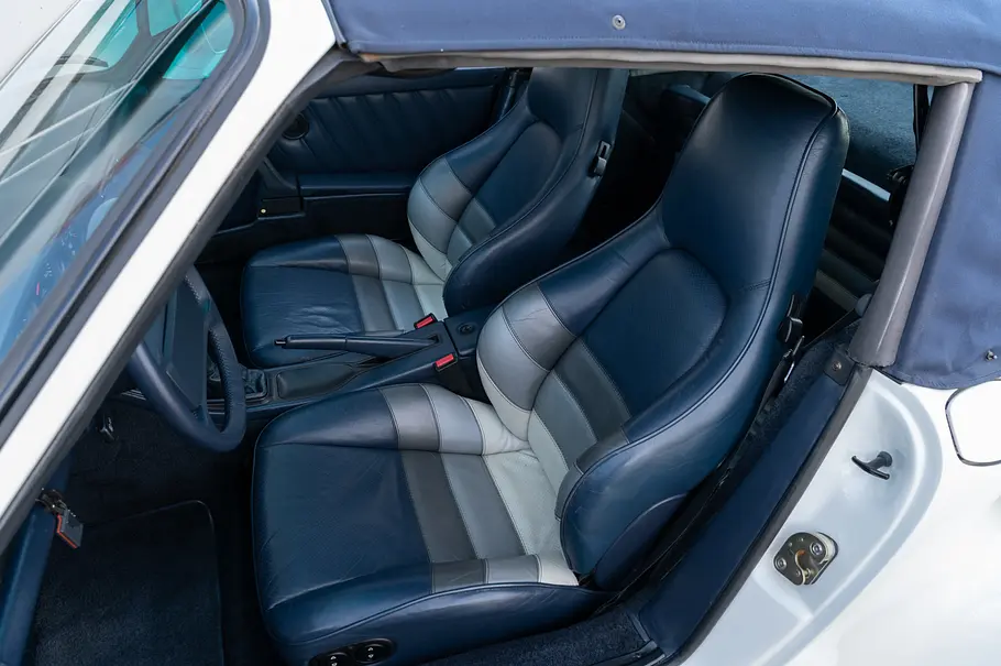 Porsche 959 Speedster statisch von oben links fotografiert