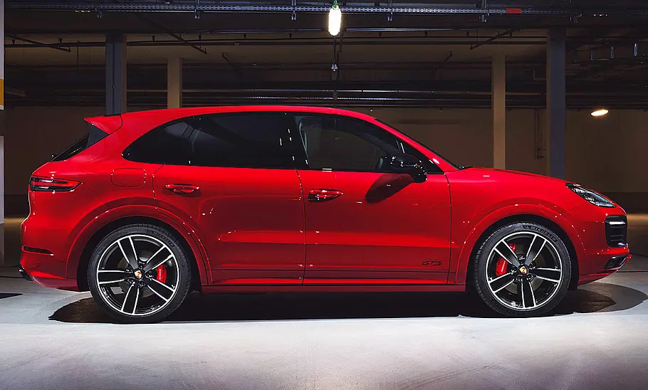 Porsche Cayenne GTS (2020)