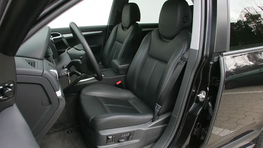 Die Sitze des Porsche Cayenne S.