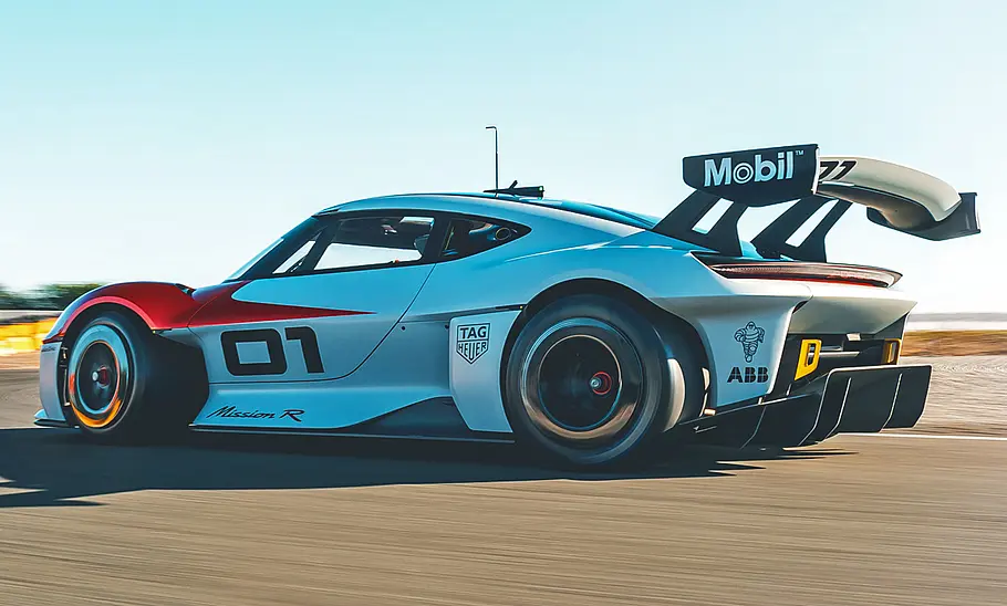 Porsche Mission R (2021)