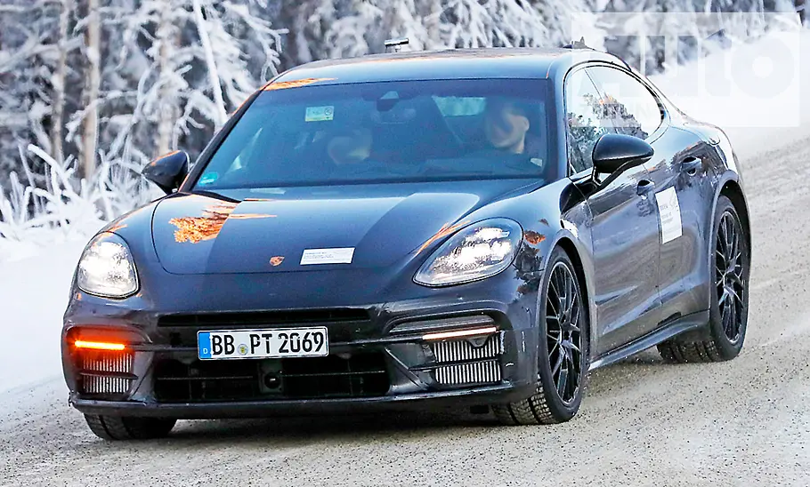Porsche Panamera Facelift (2020) Porsche Panamera Facelift (2020)