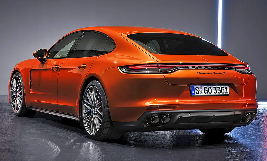 Porsche Panamera Facelift (2020) Porsche Panamera Facelift (2020)
