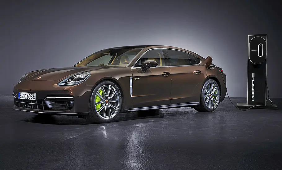 Porsche Panamera Facelift (2020) Porsche Panamera Facelift (2020)