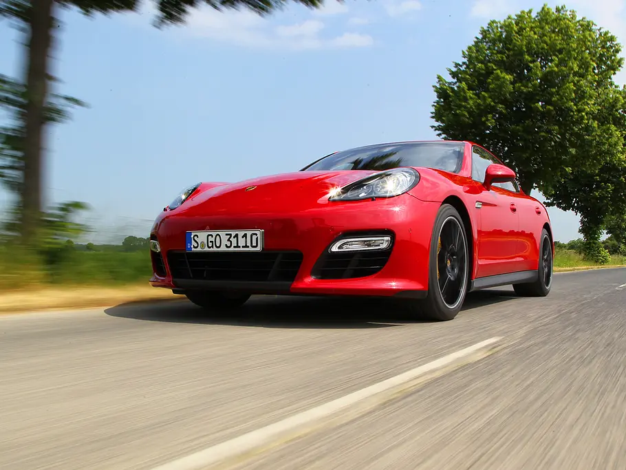 Porsche Panamera GTS Porsche Panamera GTS 2012 V8 Einzeltest Sportlimousine Luxusklasse