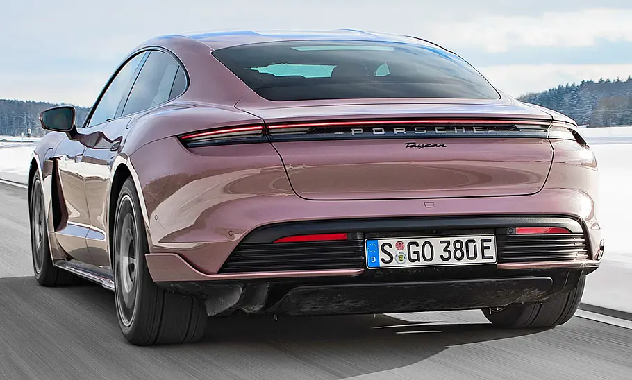 Porsche Taycan (2021)