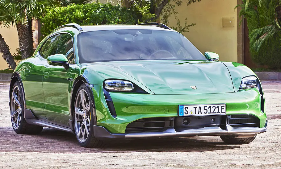 Porsche Taycan Cross Turismo