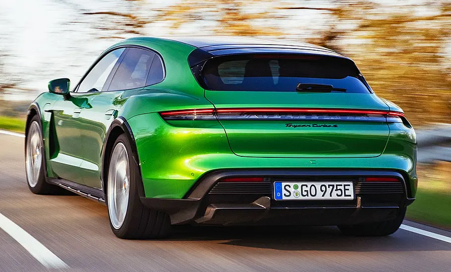 Porsche Taycan Cross Turismo (2021) Porsche Taycan Cross Turismo (2021)