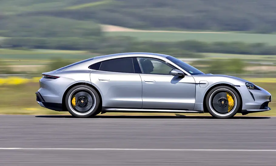 Porsche Taycan Turbo
