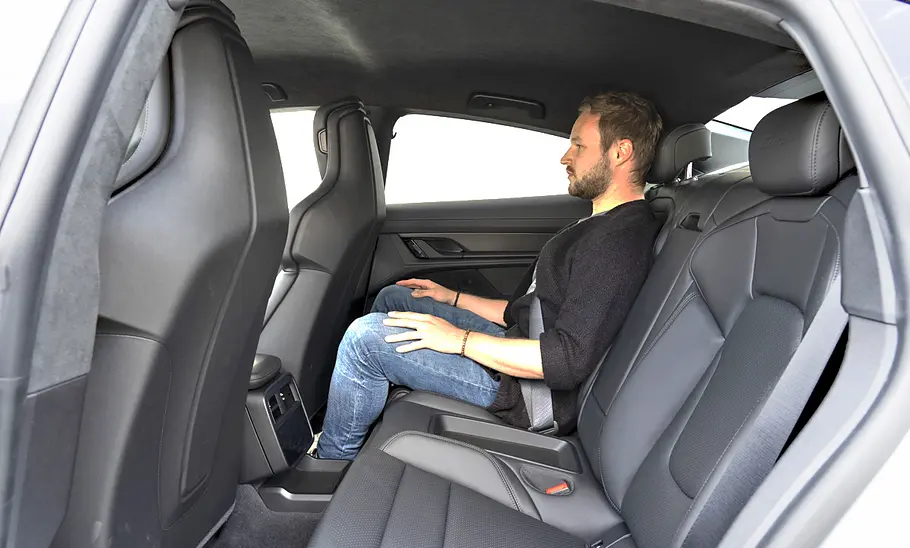 Porsche Taycan Turbo