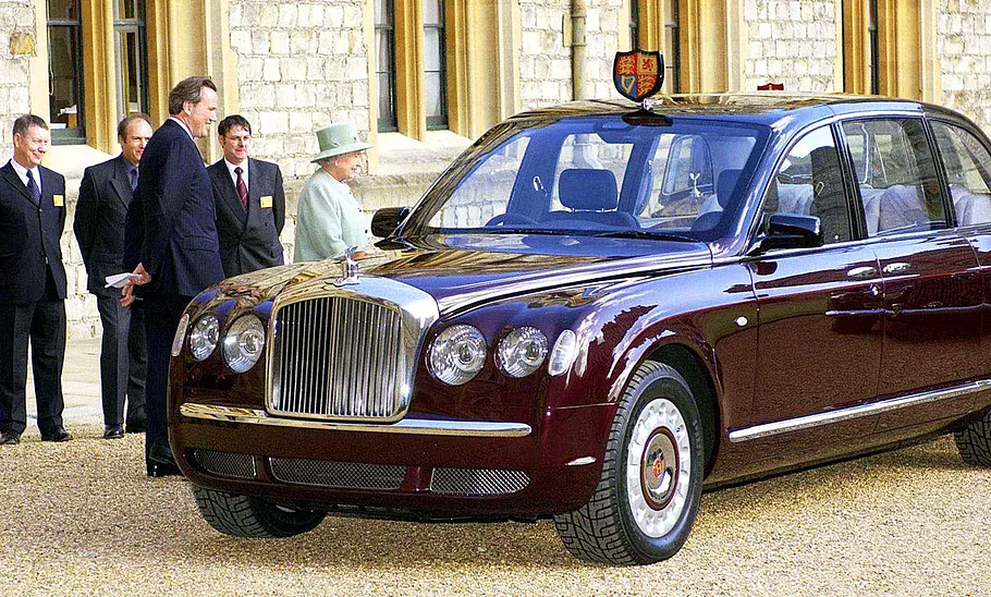 Bentley State Limousine Bentley State Limousine