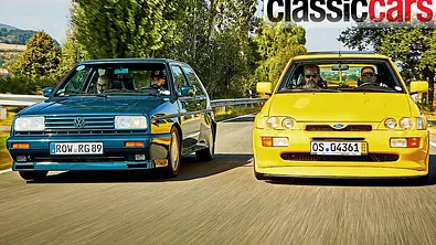 VW Golf Rallye G60 und Ford Escort RS Cosworth fahrend von vorne - Foto: Markus Sende