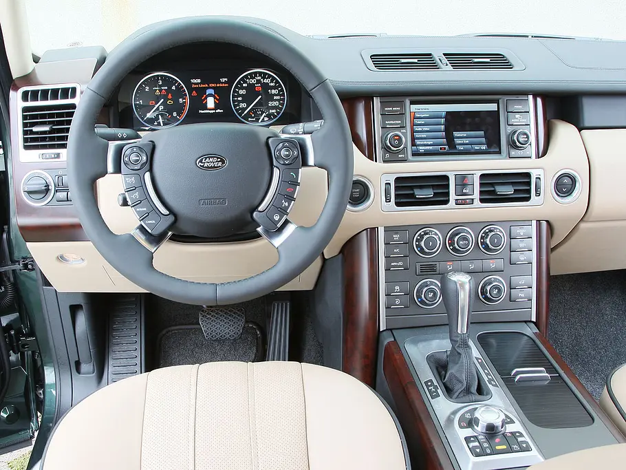 Range Rover 3.6 TDV8 - Lenkrad, Touchscreen-Display und anim. Armaturen
