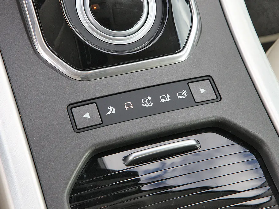 Range Rover Evoque Si4 Coupé - Cockpit