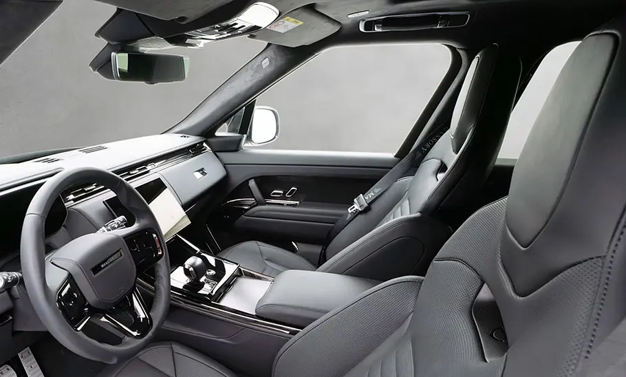 Range Rover Sport SV von Mansory Innenraum: Cockpit