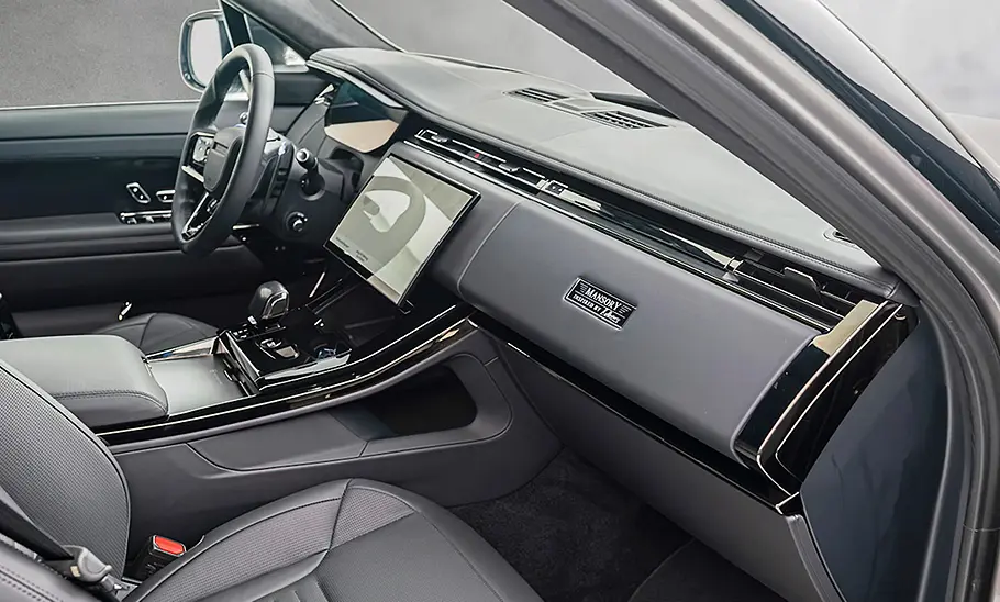 Range Rover Sport SV von Mansory Innenansicht: Cockpit, Beifahrerseite