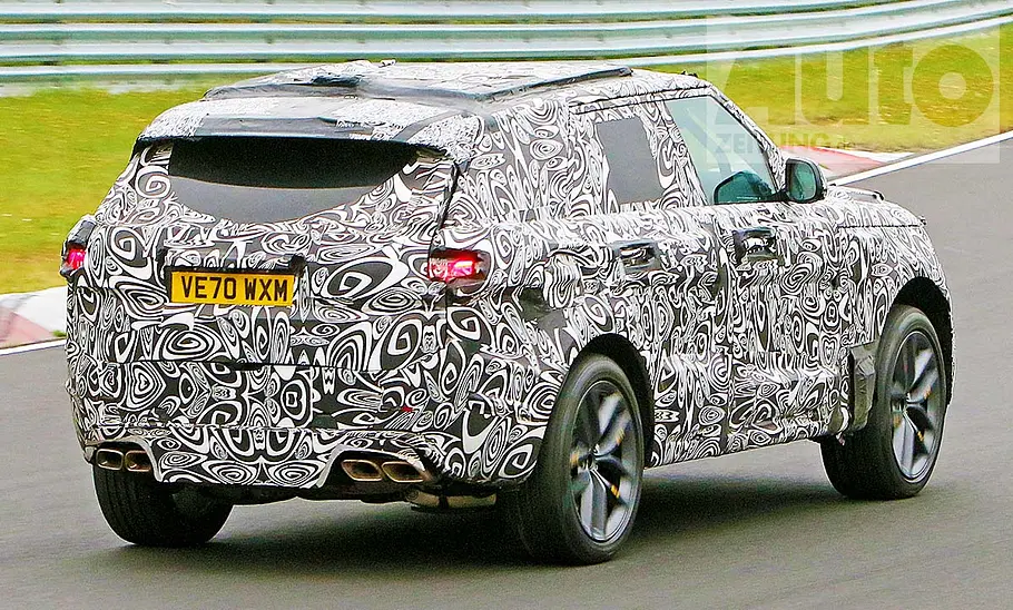 Range Rover Sport SVR (2023)