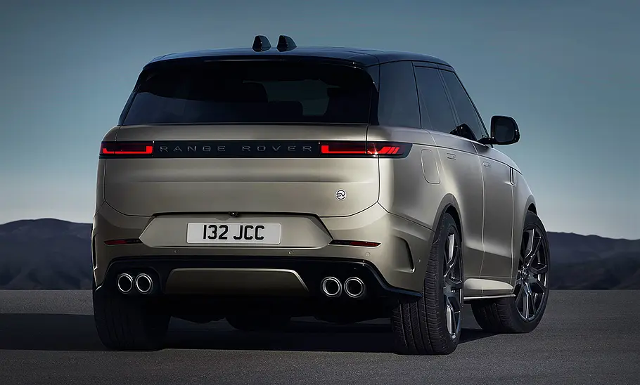 Range Rover SV (2023); stehend; Außenansicht; SUV; Heckansicht