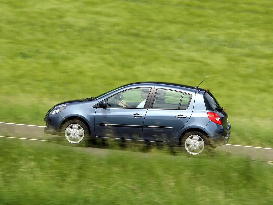 ^Renault Clio 1.2 16V TCE