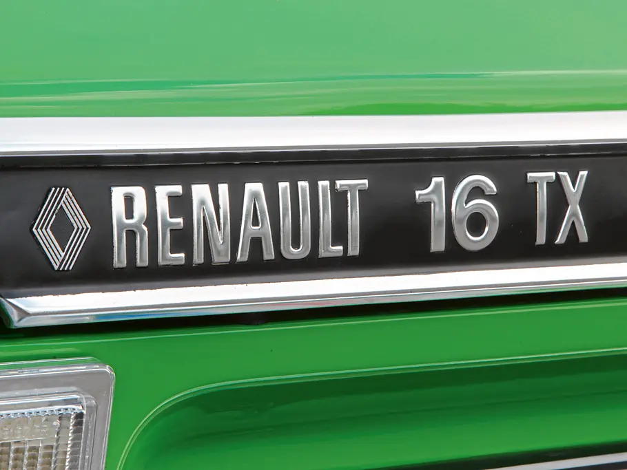 Ford Granada vs. Citroen DS 23 Pallas und Renault 16 TX: 70er Limousinen-Test Renault 16 TX Limousine Vergleichstest