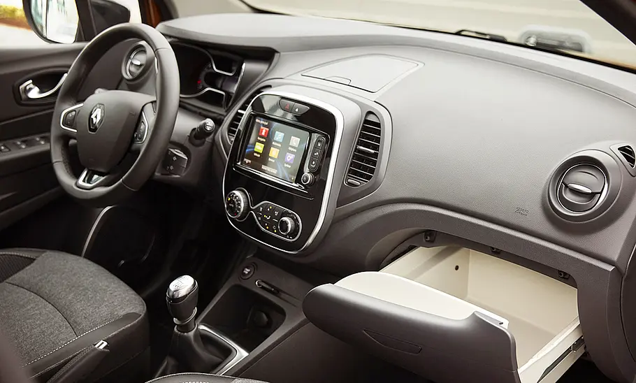 Neues Renault Captur Facelift (2017) Neues Renault Captur Facelift (2017)
