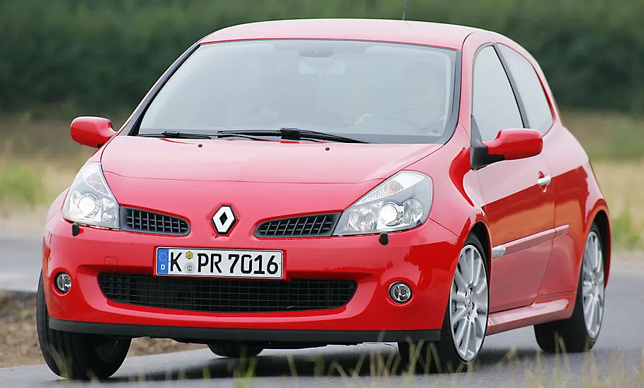 Renault Clio Sport 2.0 16V Frontansicht fahrend