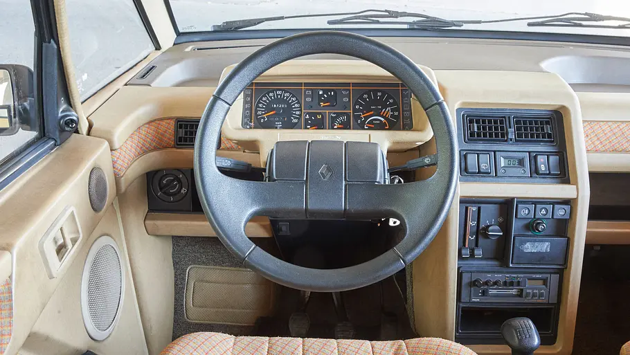 Das Cockpit des Renault Espace.