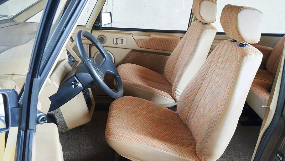 Die Vordersitze im Renault Espace.