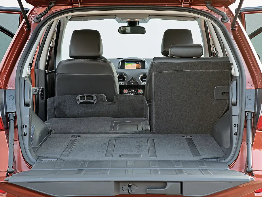 Renault Koleos dCi 150 4x4 Kompakt-SUV Vergleich Bilder technische Daten Laderaum