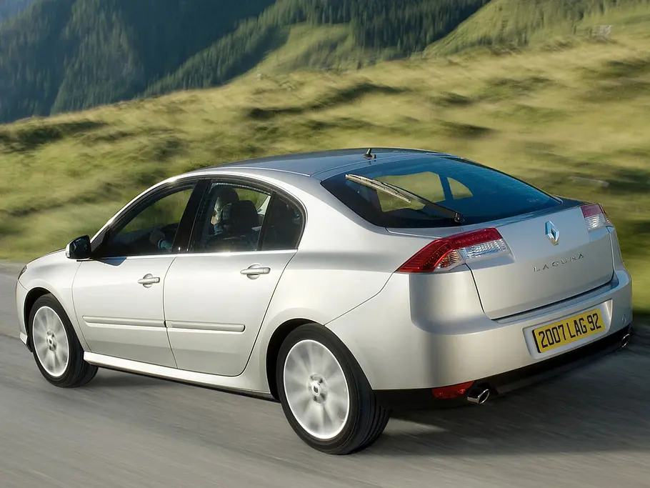 Renault Laguna Bilder Renault Laguna Fließheck