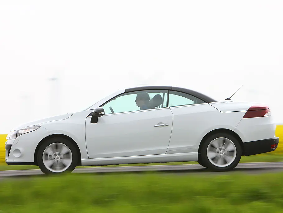 Renault Mégane Coupé-Cabriolet dCi 130 Renault Mégane Coupé-Cabriolet spurtet in 10,6 Sekunden auf 100 km/h